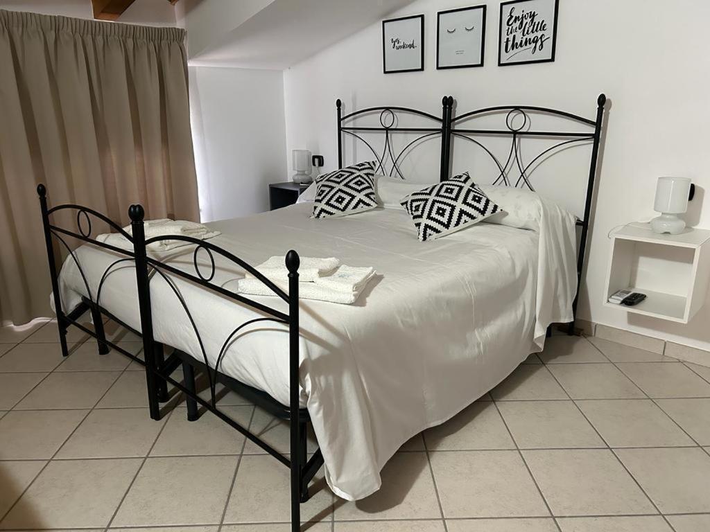 B&B Casa Letizia Trentinara エクステリア 写真